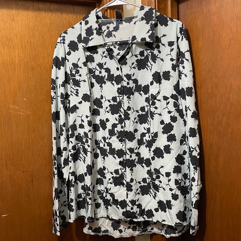 SHEIN Blue & Black Floral Blouse